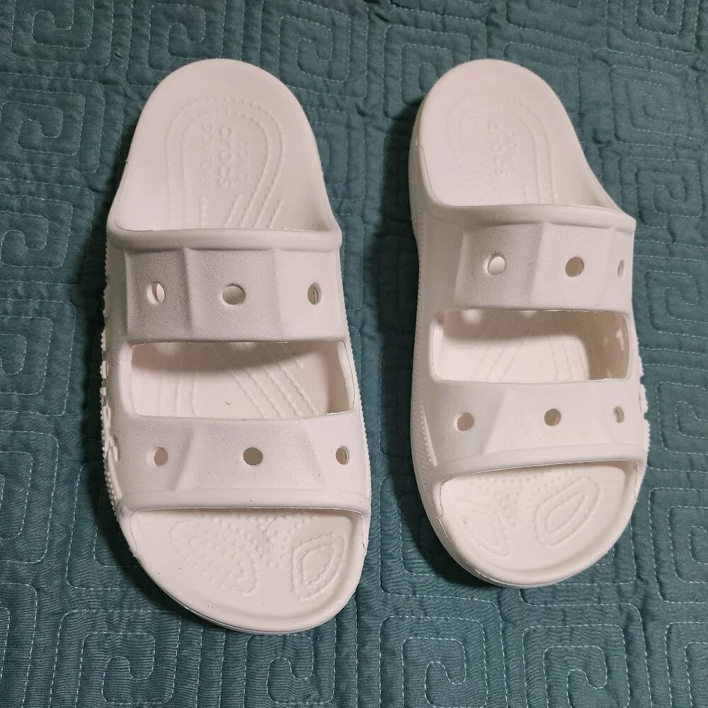 White Crocs Unisex Adult Baya Slide Sandals - Picture 3 of 5